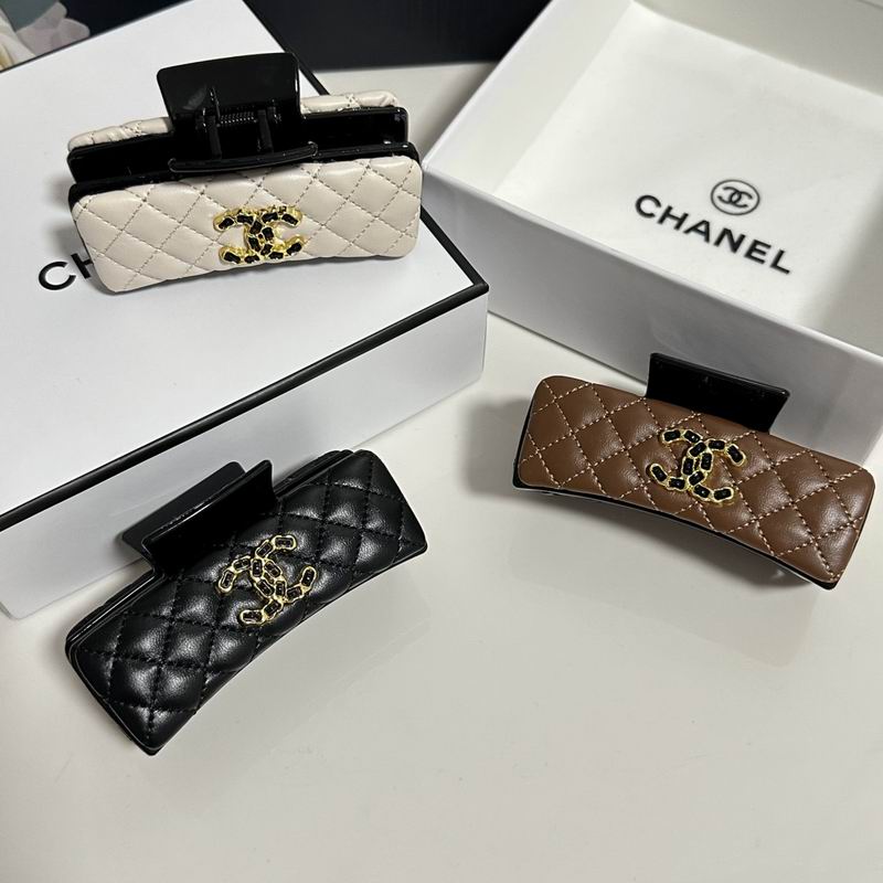 Chanel Hair Grab Clip hh59